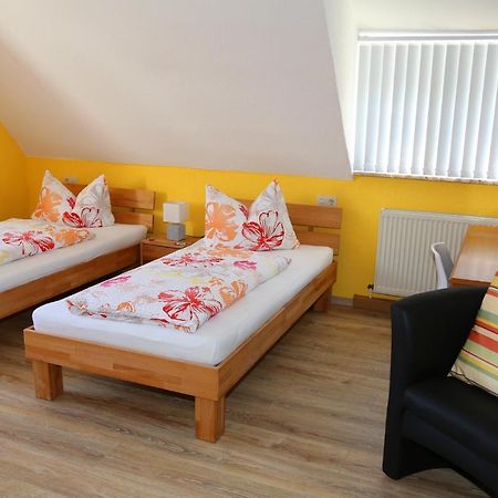 Ferienwohnung "Am Eisenbuehl" Berg エクステリア 写真