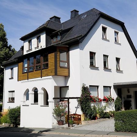 Ferienwohnung "Am Eisenbuehl" Berg エクステリア 写真